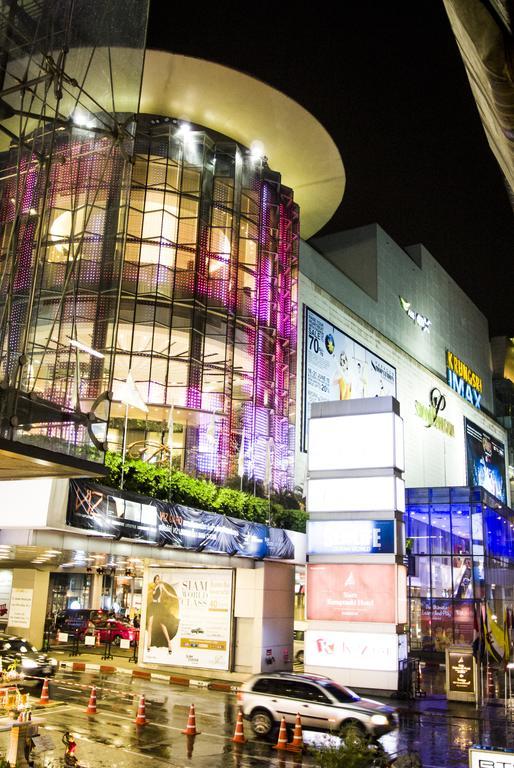 Hostel 8 Sukhumvit Soi 8 Бангкок Екстер'єр фото