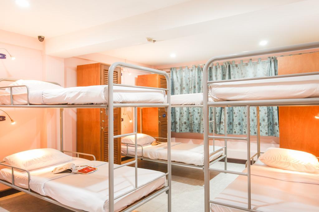 Hostel 8 Sukhumvit Soi 8 Бангкок Номер фото