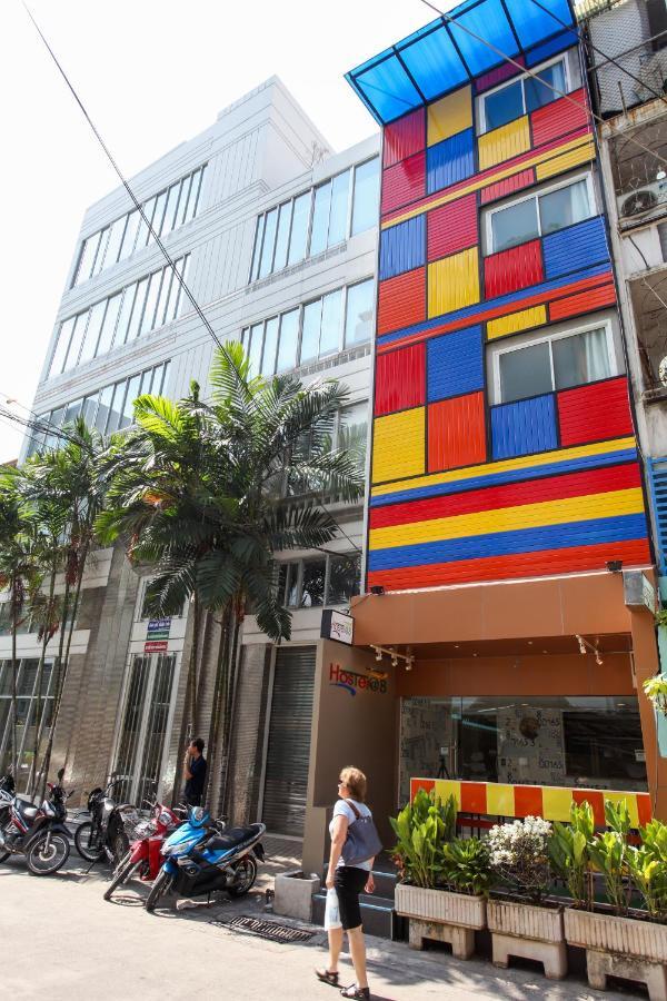 Hostel 8 Sukhumvit Soi 8 Бангкок Екстер'єр фото